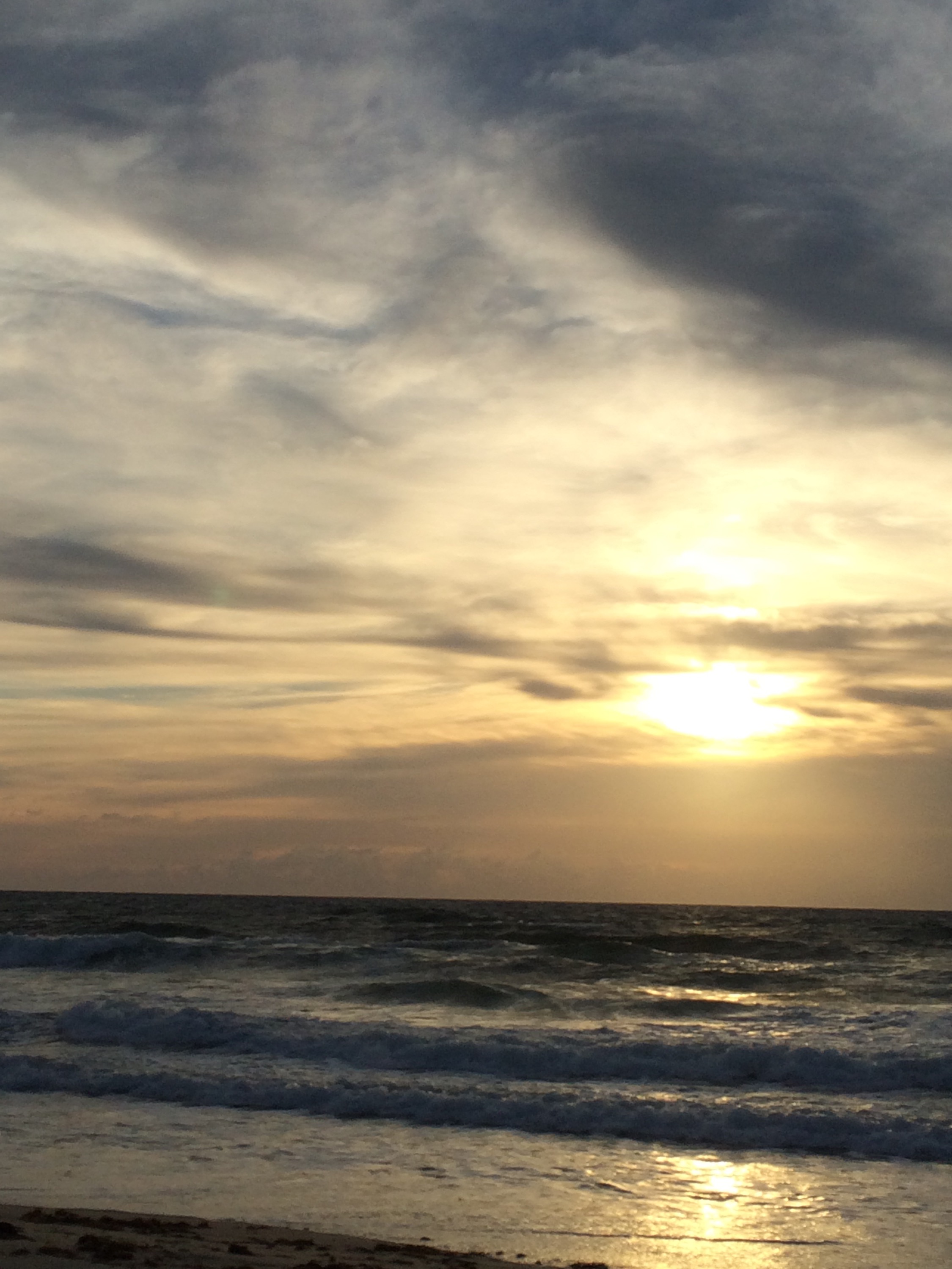 Sunrise Beach Meditation - Azul Yoga